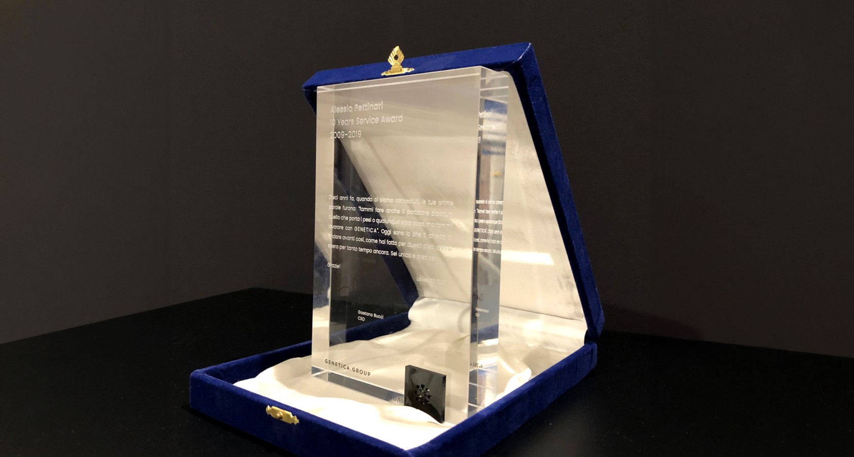 Premio Plexiglass con custodia elegante Premio Plexiglass con custodia elegante