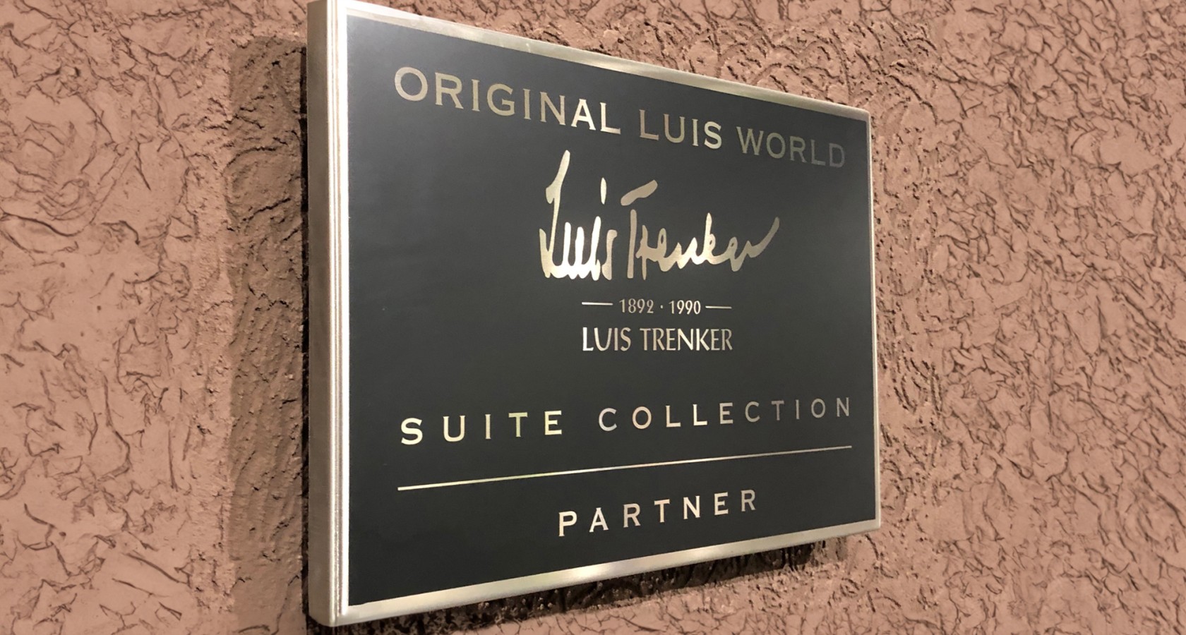 Insegna per boutique di moda